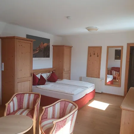 Frühstückspension Der Klausnerhof 3*