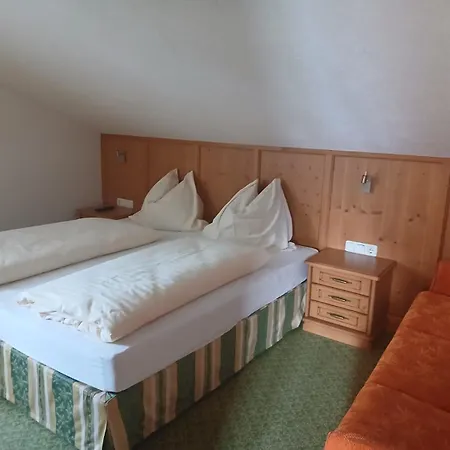 Der Klausnerhof Frühstückspension 3*